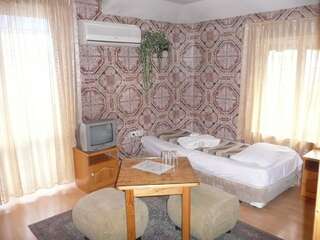 Отель Shans 2 Hotel София Двухместный номер с 2 отдельными кроватями-11